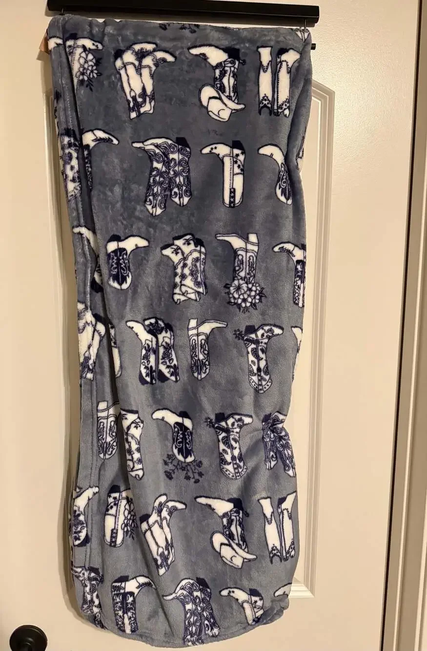 Wrangler Oversized Ultra Plush Throw Blanket Cowboy Boots 60